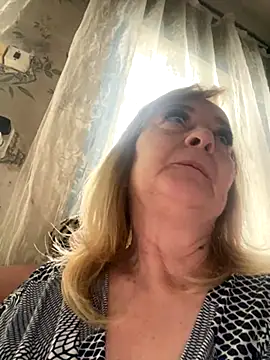 Irina2909xh online show from November 16, 9:37 am