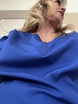 Irina2909xh online show from March 30, 10:38 am