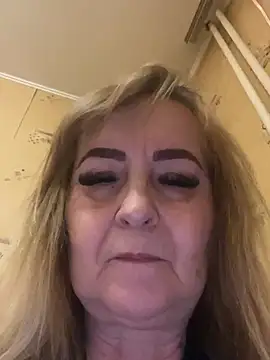 Irina2909xh online show from April 2, 11:46 pm