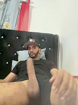 Moodxxx00 online show from February 6, 9:29 pm