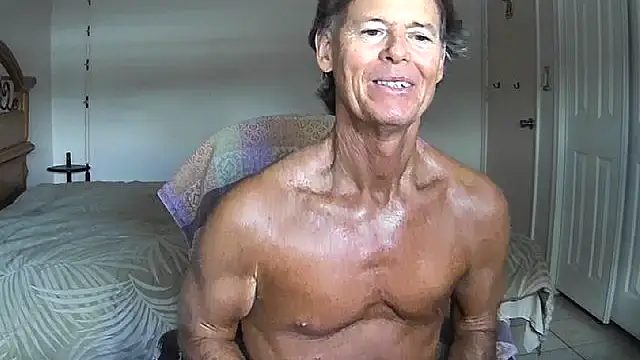nakeedcowboi65 online show from May 5, 12:46 pm