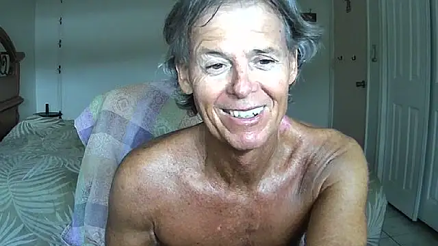 nakeedcowboi65 online show from May 10, 10:59 pm