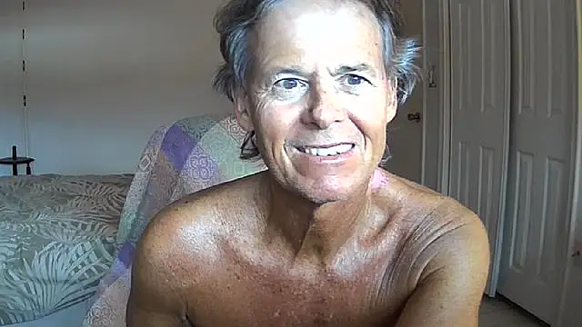 nakeedcowboi65 online show from May 13, 8:27 pm