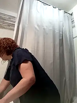 Snapshot of jennylovence chatting on October 3, 6:32 am jennylovence online show from October 3, 6:32 am