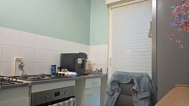 Snapshot of jennylovence chatting on March 12, 7:58 am jennylovence online show from March 12, 7:58 am