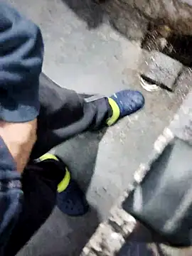 Snapshot of secretoxoxo chatting on January 13, 1:45 am secretoxoxo online show from January 13, 1:45 am