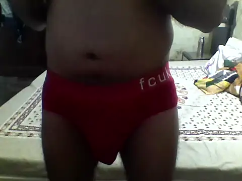Snapshot of secretoxoxo chatting on April 30, 2:34 pm secretoxoxo online show from April 30, 2:34 pm