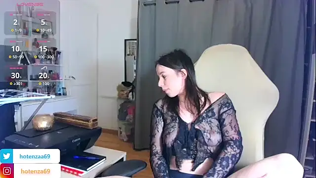 Hotenza69 online show from November 11, 5:24 pm