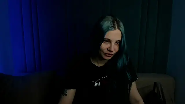 Snapshot of JuliaBusty chatting on January 8, 4:15 am JuliaBusty online show from January 8, 4:15 am