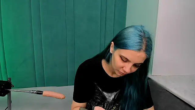 Snapshot of JuliaBusty chatting on February 3, 5:05 am JuliaBusty online show from February 3, 5:05 am