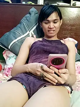QueenSoreal online show from May 10, 5:34 am