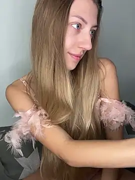 Snapshot of Katty_Betty chatting on February 12, 12:11 pm Katty Betty online show from February 12, 12:11 pm