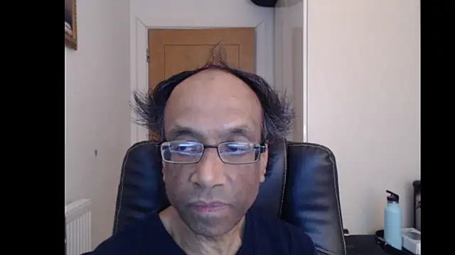 Snapshot of rauncher1 chatting on May 18, 8:20 am rauncher1 online show from May 18, 8:20 am