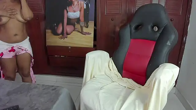 Snapshot of LUISSA_ chatting on March 14, 3:06 pm LUISSA online show from March 14, 3:06 pm