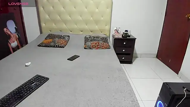 Snapshot of LUISSA_ chatting on March 27, 11:21 am LUISSA online show from March 27, 11:21 am