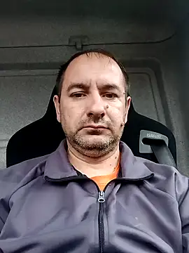 Snapshot of Venelin_ruse chatting on December 4, 12:25 pm Venelin ruse online show from December 4, 12:25 pm