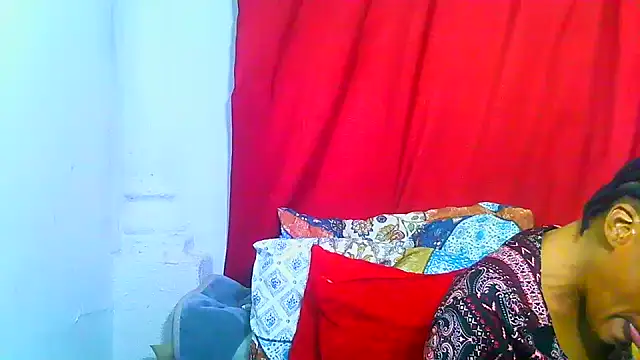 Snapshot of freaky_naughty chatting on February 27, 11:10 am freaky naughty online show from February 27, 11:10 am