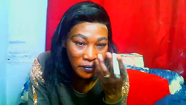 Snapshot of freaky_naughty chatting on June 18, 10:52 am freaky naughty online show from June 18, 10:52 am