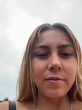 Snapshot of Brittanyrosexx chatting on December 7, 2:02 pm Brittanyrosexx online show from December 7, 2:02 pm