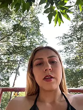 Snapshot of Brittanyrosexx chatting on January 24, 8:43 pm Brittanyrosexx online show from January 24, 8:43 pm