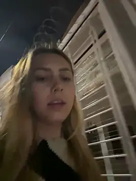 Snapshot of Brittanyrosexx chatting on February 6, 11:48 pm Brittanyrosexx online show from February 6, 11:48 pm