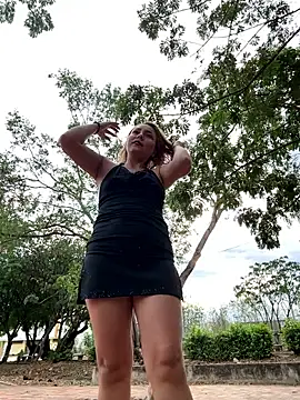 Snapshot of Brittanyrosexx chatting on October 12, 9:25 pm Brittanyrosexx online show from October 12, 9:25 pm