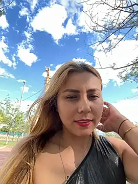 Snapshot of Brittanyrosexx chatting on October 24, 8:05 pm Brittanyrosexx online show from October 24, 8:05 pm