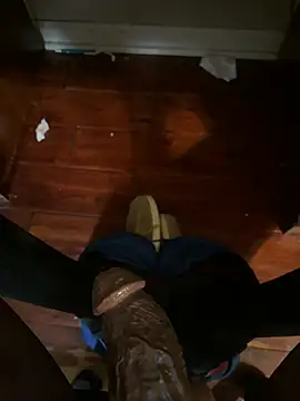 Snapshot of southerncomfort23 chatting on December 6, 3:19 am southerncomfort23 online show from December 6, 3:19 am