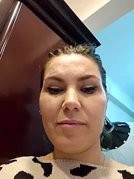 FeliciaKrige online show from February 17, 5:04 am