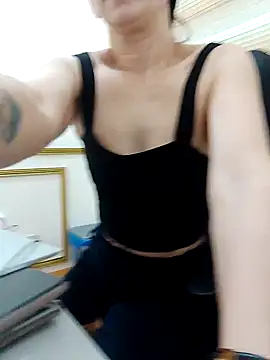 Snapshot of ladyxianne chatting on March 3, 5:42 am ladyxianne online show from March 3, 5:42 am