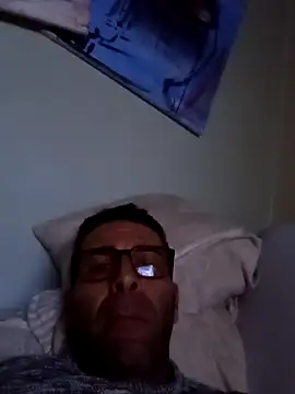 Snapshot of Lucianoconti chatting on April 2, 12:08 am Lucianoconti online show from April 2, 12:08 am