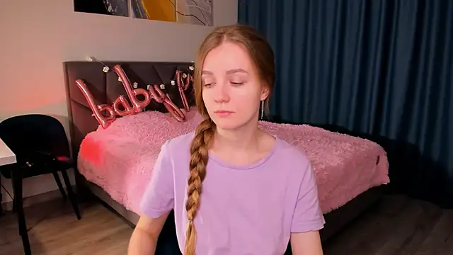 Snapshot of SweetMilkis chatting on January 16, 9:59 am SweetMilkis online show from January 16, 9:59 am