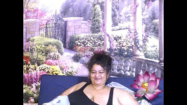 indianstar75 online show from February 11, 3:29 am