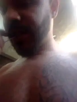 Snapshot of Barber_Sex chatting on June 23, 7:12 pm Barber Sex online show from June 23, 7:12 pm
