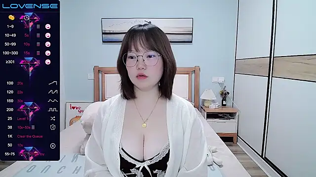Snapshot of DianaYz chatting on March 13, 12:02 pm DianaYz online show from March 13, 12:02 pm