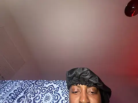 Snapshot of ChocolateTingz chatting on December 12, 10:09 pm ChocolateTingz online show from December 12, 10:09 pm