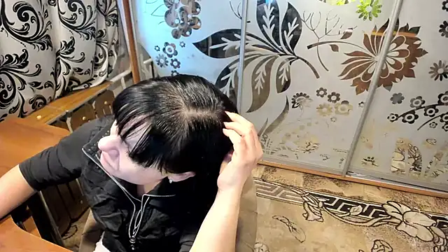 Snapshot of EVILENSA chatting on January 13, 1:27 pm EVILENSA online show from January 13, 1:27 pm