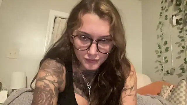 Snapshot of lexymarie chatting on September 26, 1:20 am lexymarie online show from September 26, 1:20 am