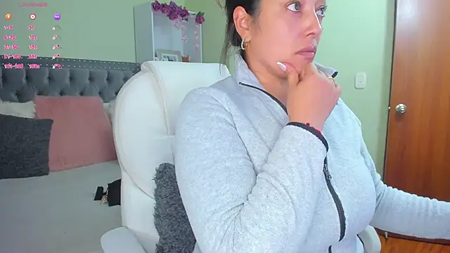 Kyllie B online show from September 16, 12:22 am