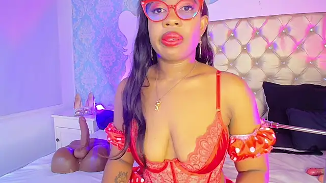 CaseyMoon online show from May 9, 1:27 pm