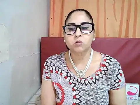 Indiankushy online show from October 7, 4:48 pm