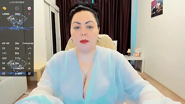 Snapshot of Nina_Hopper chatting on March 13, 12:13 pm Nina Hopper online show from March 13, 12:13 pm