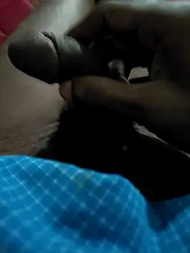 Snapshot of rocksred1 chatting on February 3, 6:02 pm rocksred1 online show from February 3, 6:02 pm