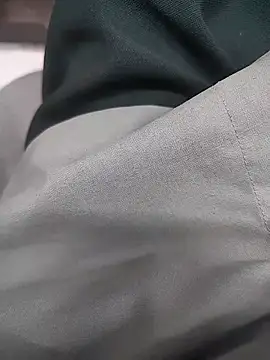 Snapshot of rocksred1 chatting on March 28, 9:47 pm rocksred1 online show from March 28, 9:47 pm