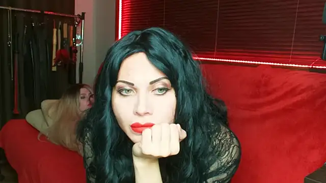 Snapshot of sexylibertins chatting on December 22, 7:31 pm sexylibertins online show from December 22, 7:31 pm