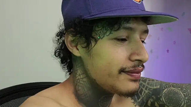 trieone online show from January 11, 3:06 pm