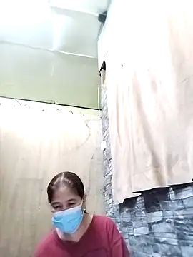 Snapshot of DelightDorothy34 chatting on June 1, 3:47 pm DelightDorothy34 online show from June 1, 3:47 pm