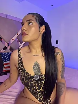 Snapshot of Victoria14_ chatting on March 15, 2:17 am Victoria14 online show from March 15, 2:17 am