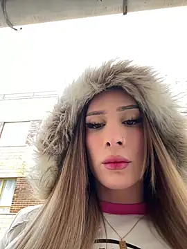 Snapshot of bunny_bicht chatting on January 18, 1:37 pm bunny bicht online show from January 18, 1:37 pm