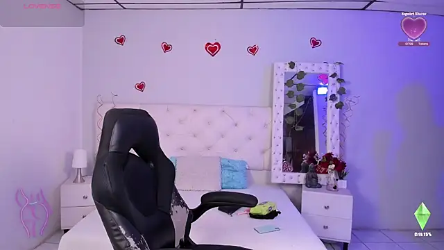 ximena slut 21 online show from March 3, 9:59 pm